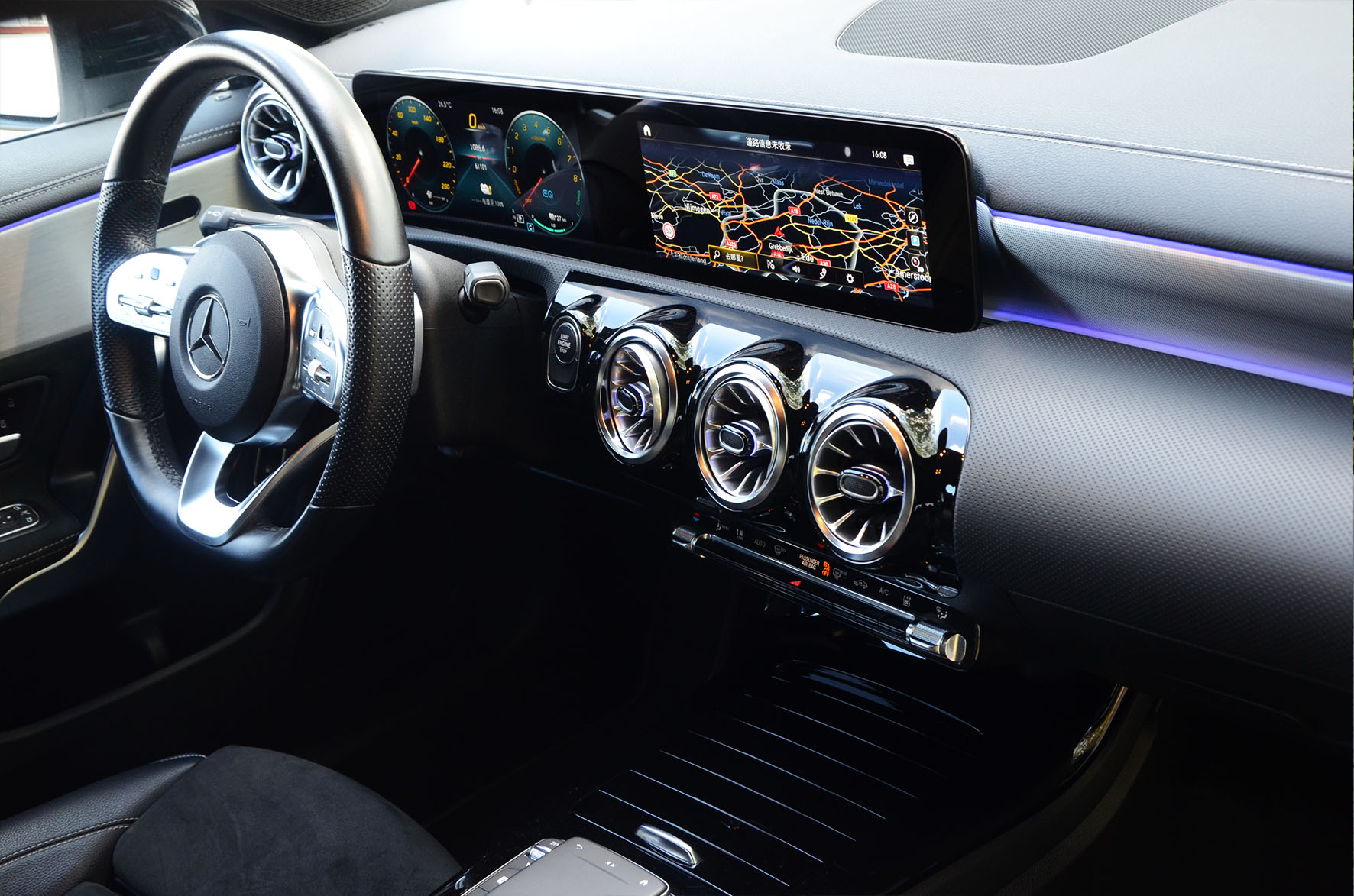奔驰 CLA 250e - 图片15