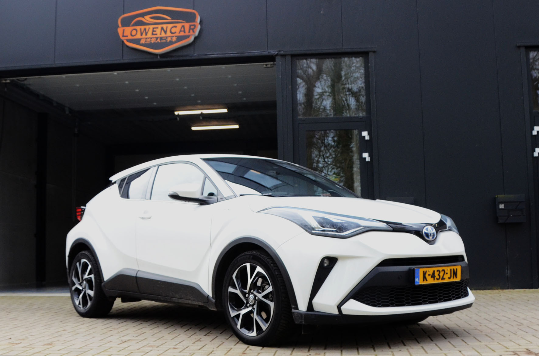 丰田 CHR 1.8 Hybrid First Edition