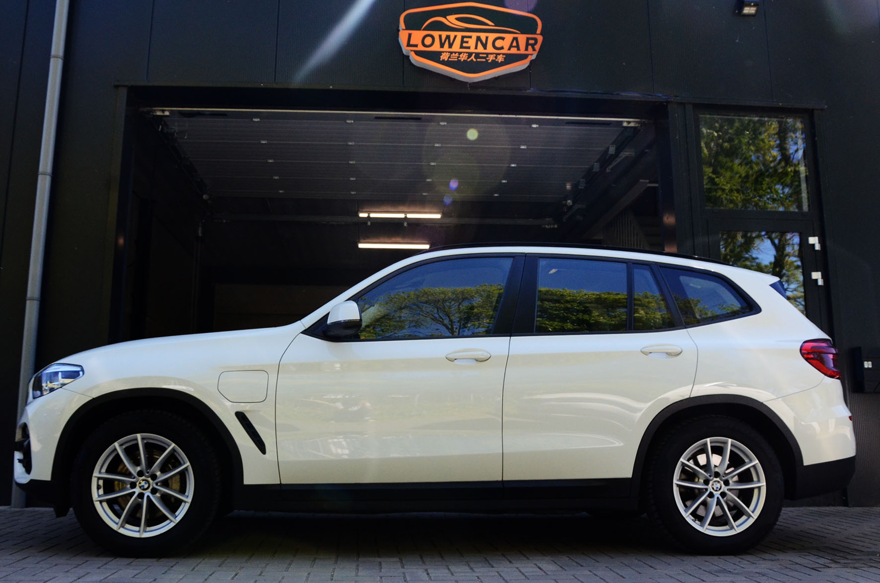 宝马 X3 xDrive30e - 图片2