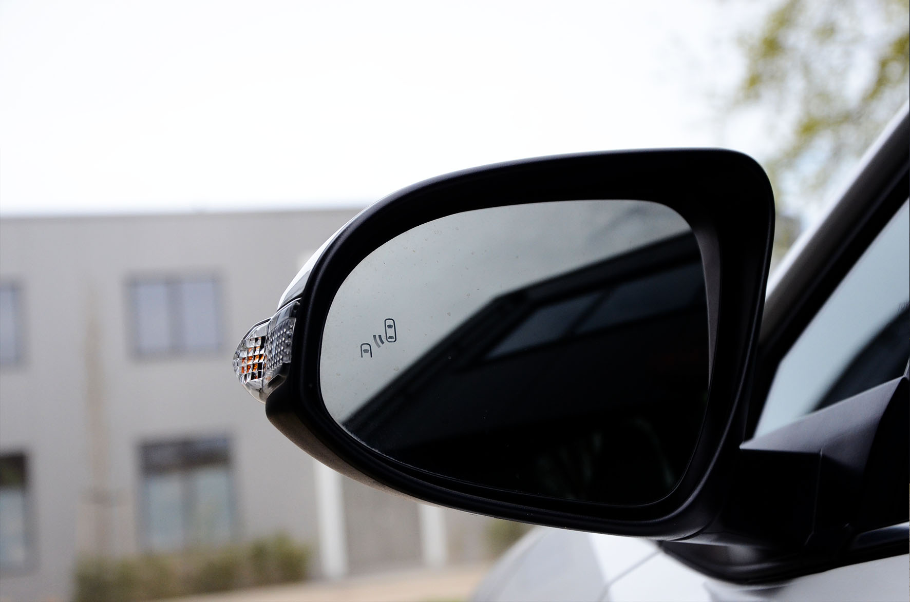 丰田 CHR 1.8 Hybrid First Edition - 图片9